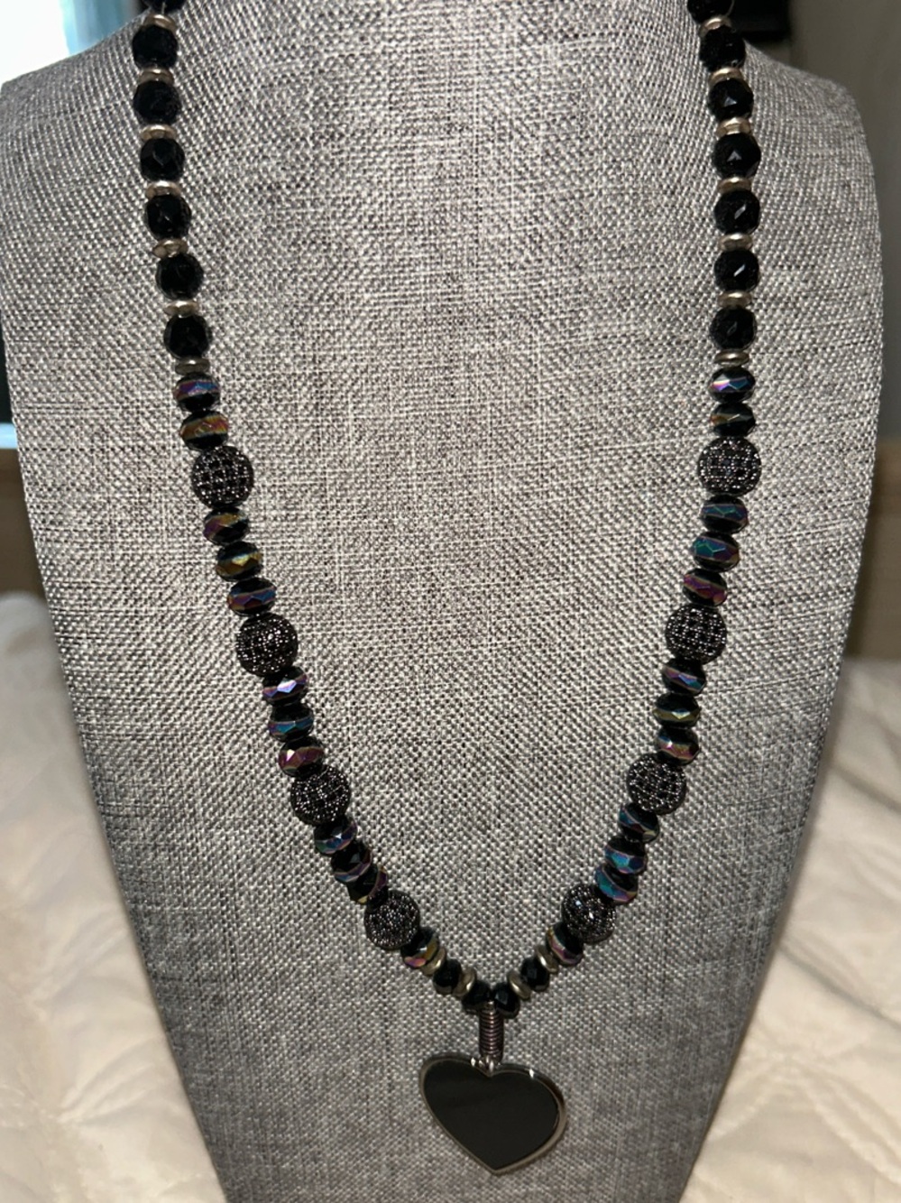 Black Heart Pendant Beaded Necklace - 19” Women Jewelry